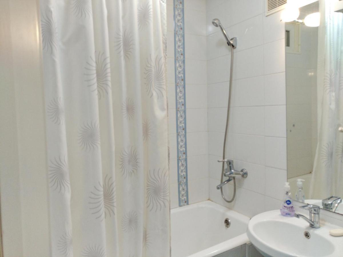 1-комнатная с кухней люкс на пр. а. поля, 62 Apartment Dnipro