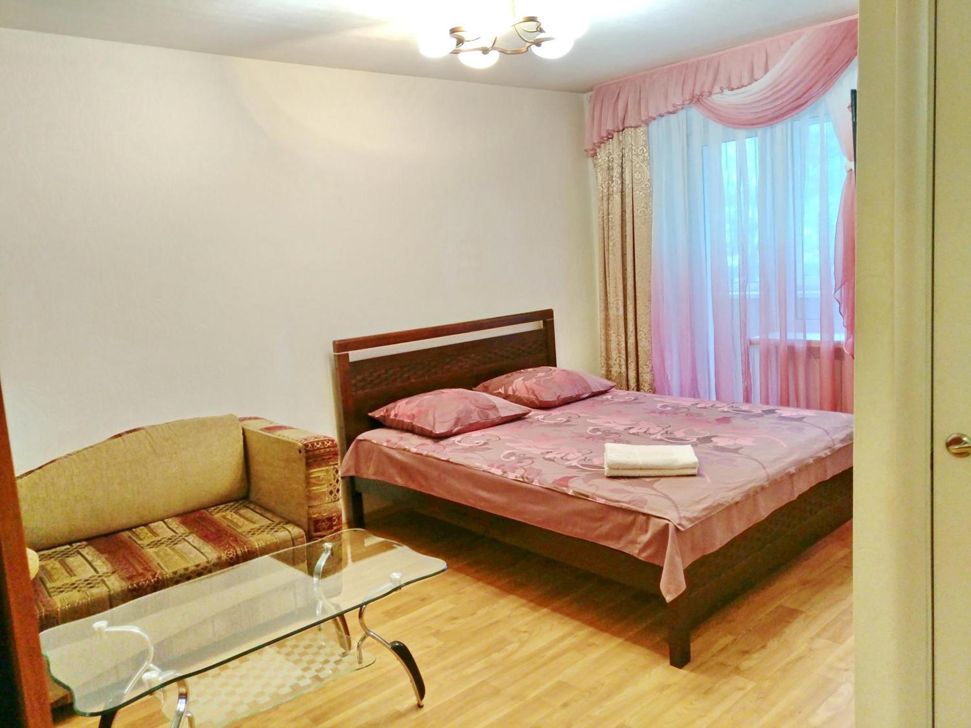 Apartment 1-комнатная с кухней люкс на пр. а. поля, 62 *