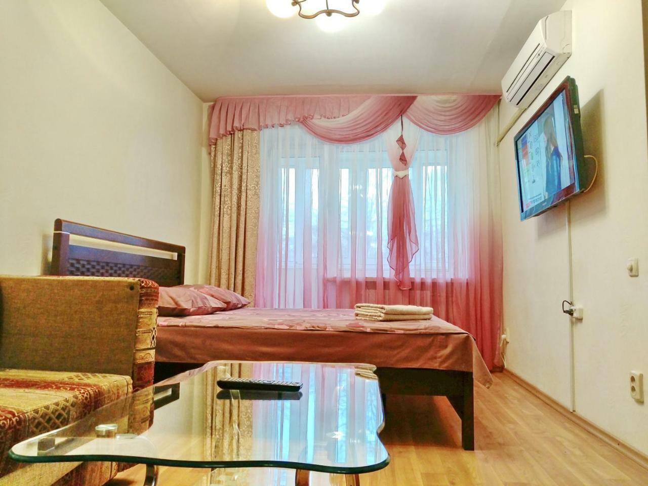 Apartment 1-комнатная с кухней люкс на пр. а. поля, 62 Dnipro