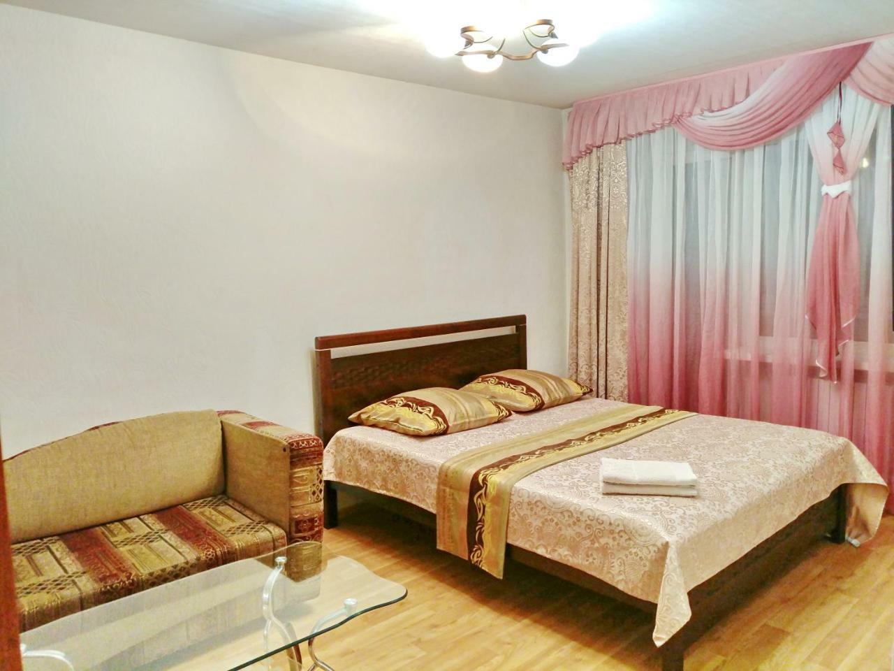 1-комнатная с кухней люкс на пр. а. поля, 62 Apartment Dnipro