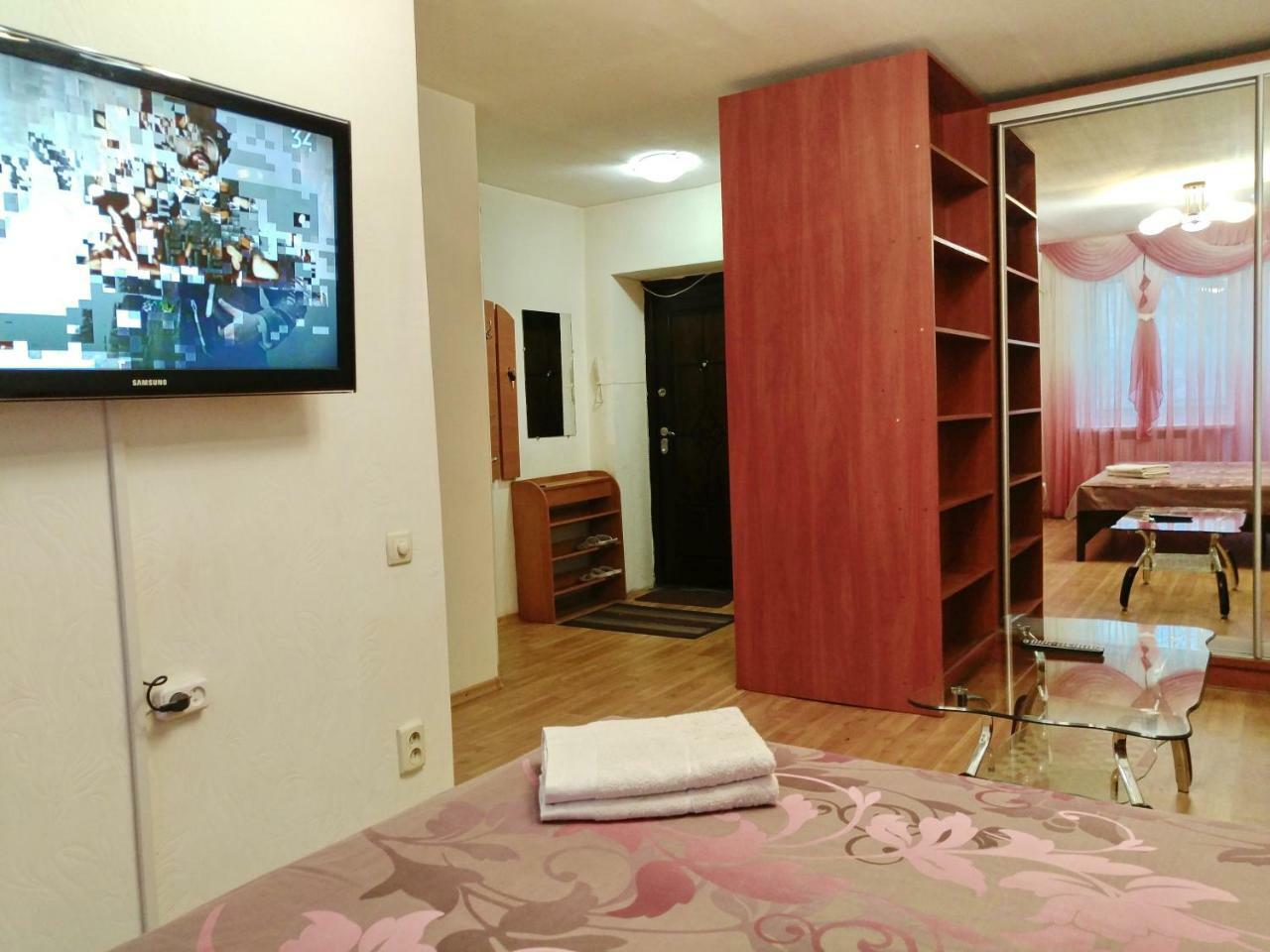 1-комнатная с кухней люкс на пр. а. поля, 62 Apartment *