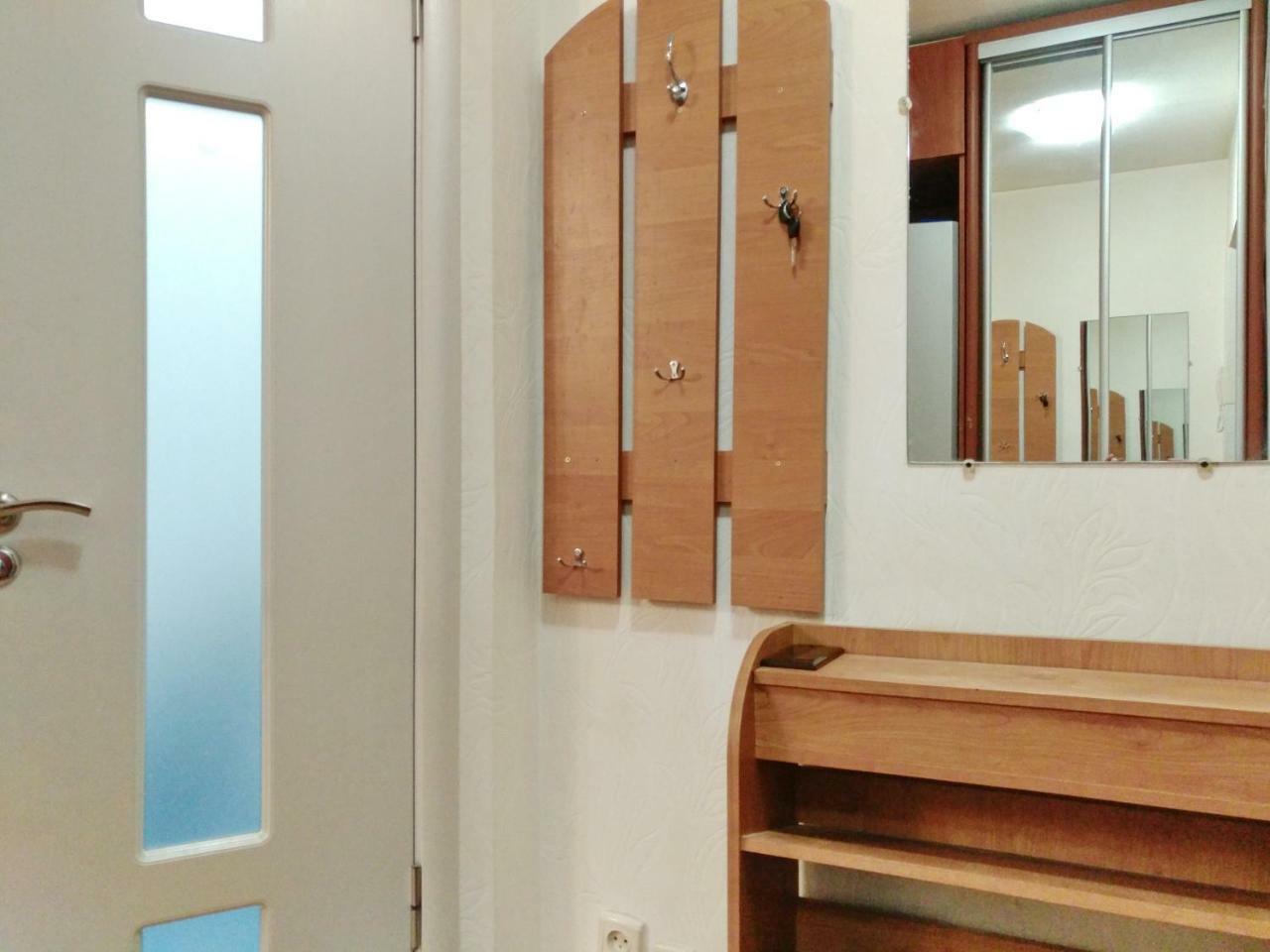 Apartment 1-комнатная с кухней люкс на пр. а. поля, 62 *