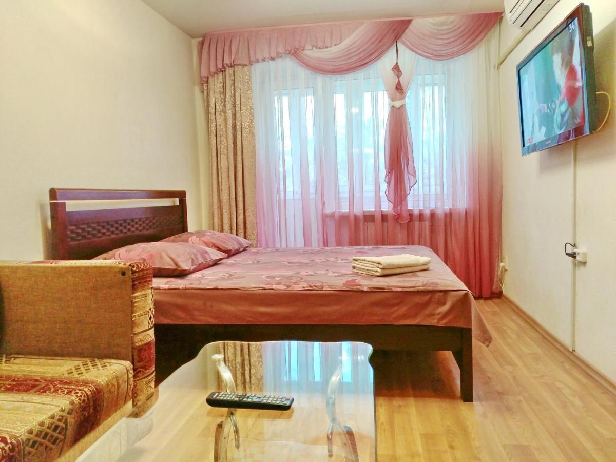 1-комнатная с кухней люкс на пр. а. поля, 62 * Dnipro