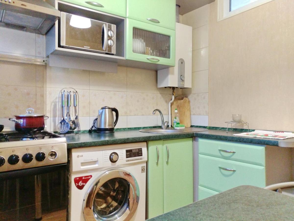 Apartment 1-комнатная с кухней люкс на пр. а. поля, 62 Dnipro